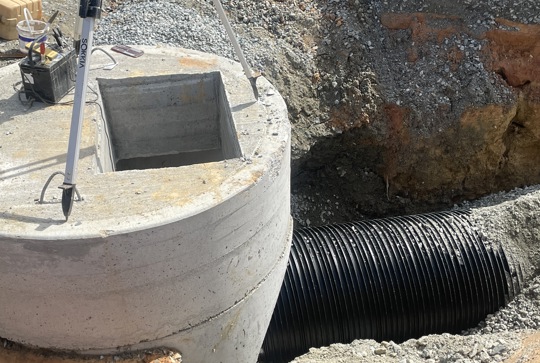 Installation of DuroMaxx steel reinforced polyethylene (SRPE) pipe.