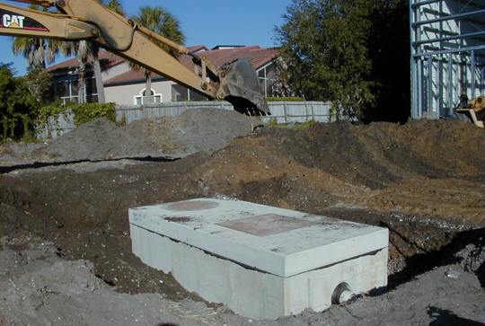 Installation of a Vortclarex oil-water separator.